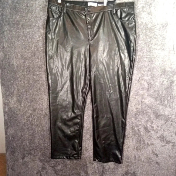Abercrombie & Fitch The 90s straight ultra High rise vegan leather size 36 - Picture 2 of 6